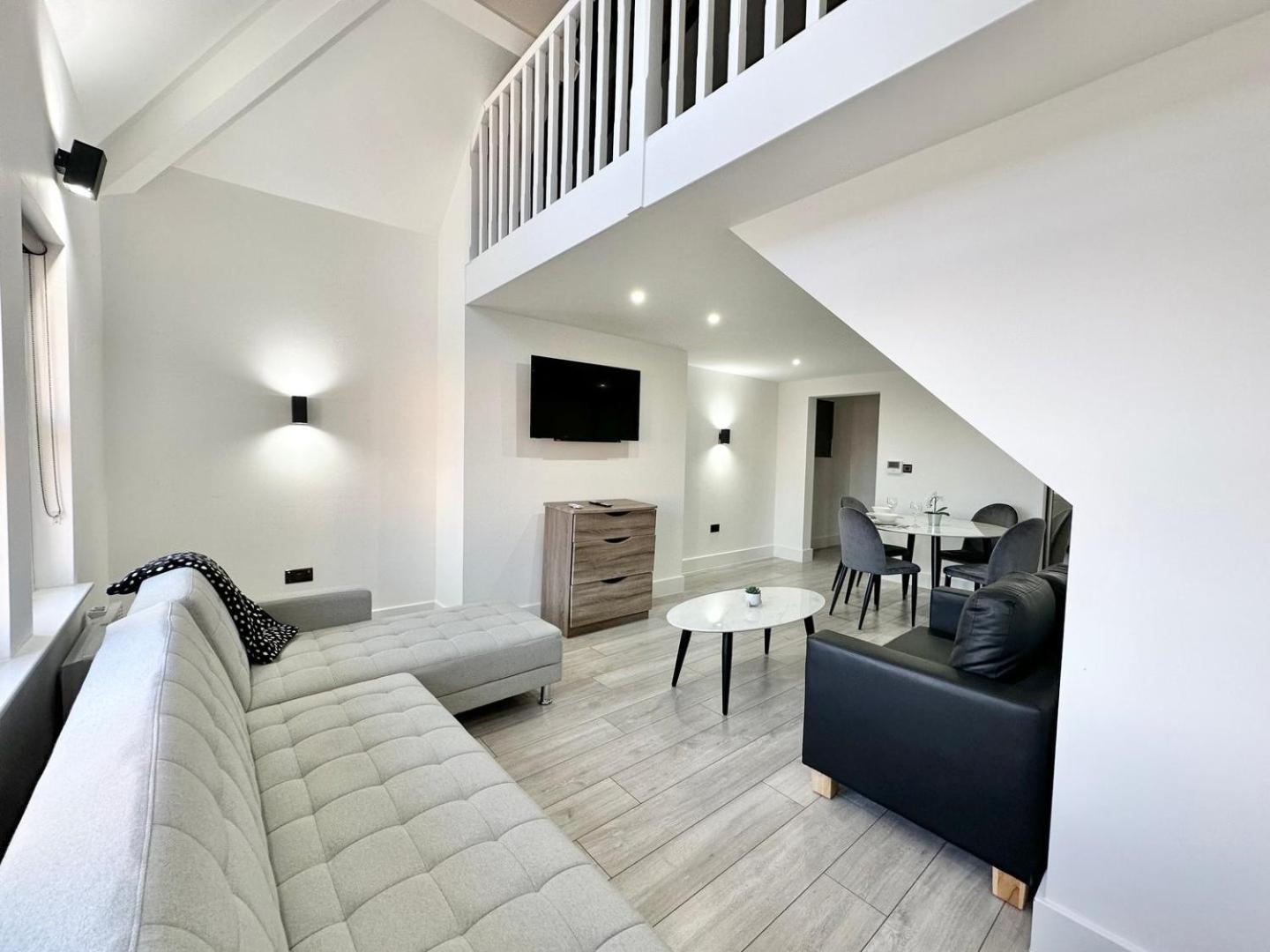 Luxury Duplex City Centre Apartment Leeds  Exterior photo